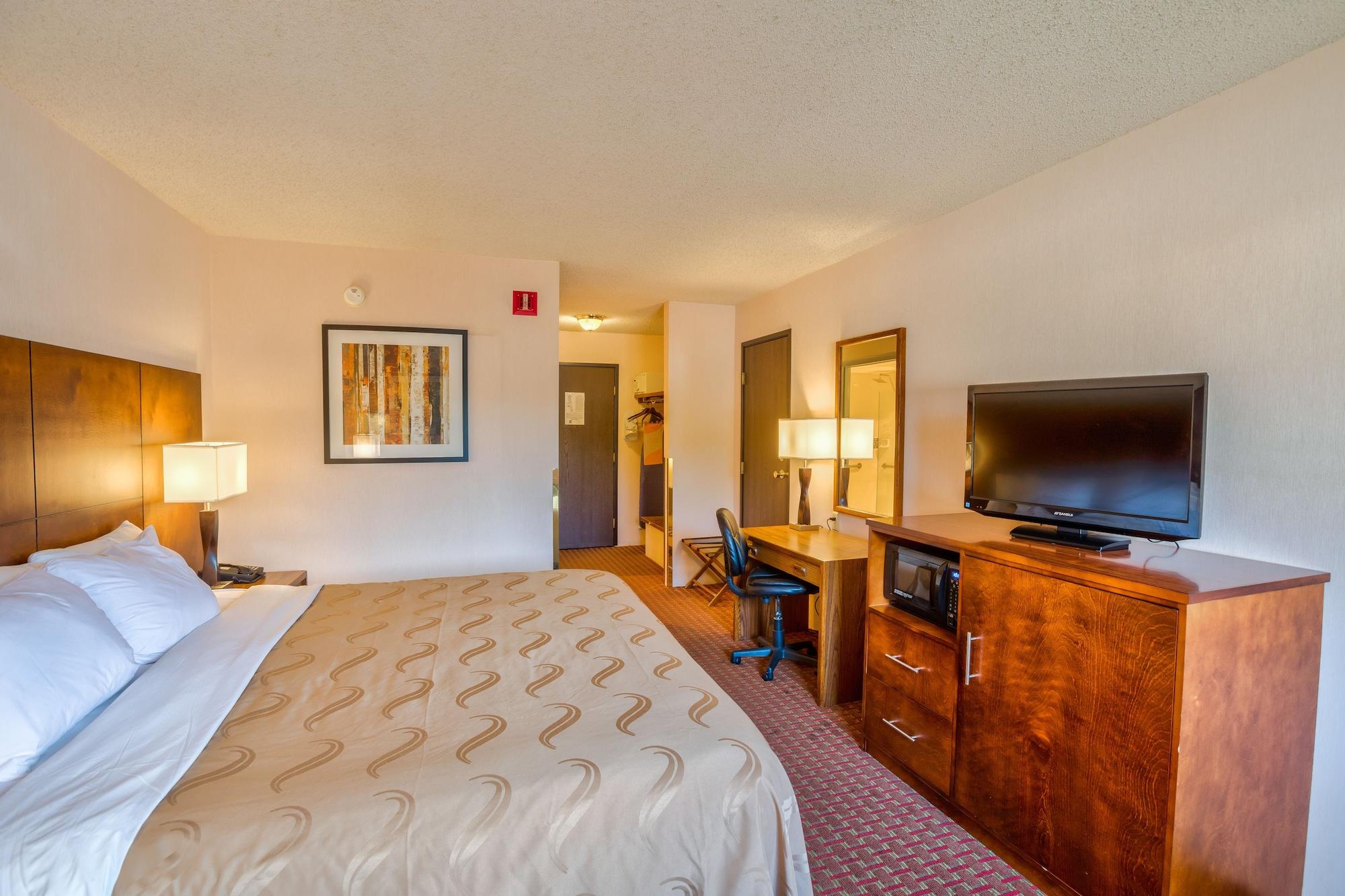 Quality Inn Saint Ignace Exterior foto