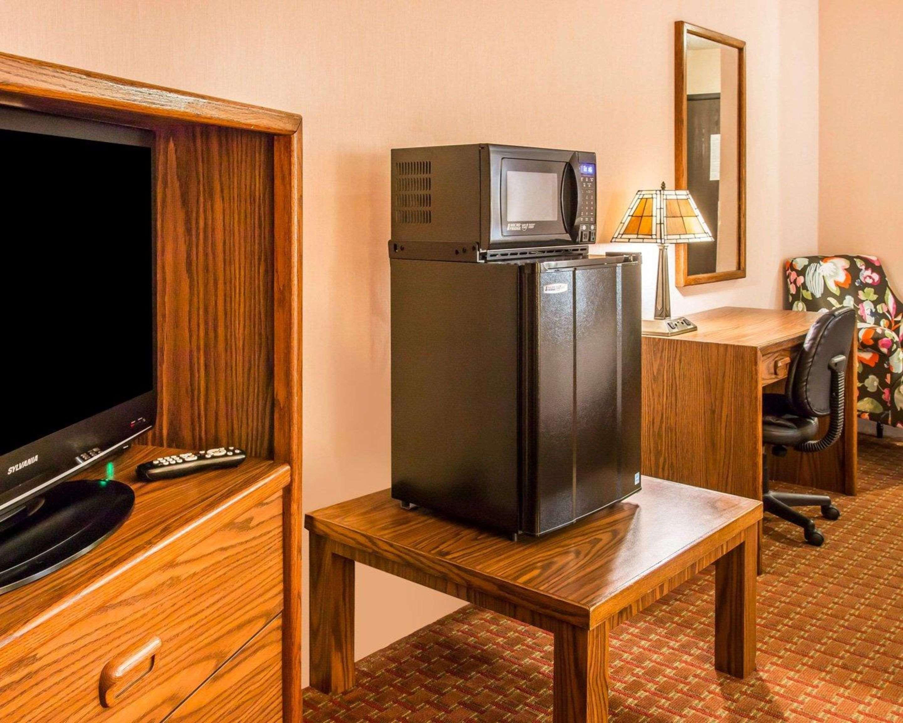 Quality Inn Saint Ignace Exterior foto