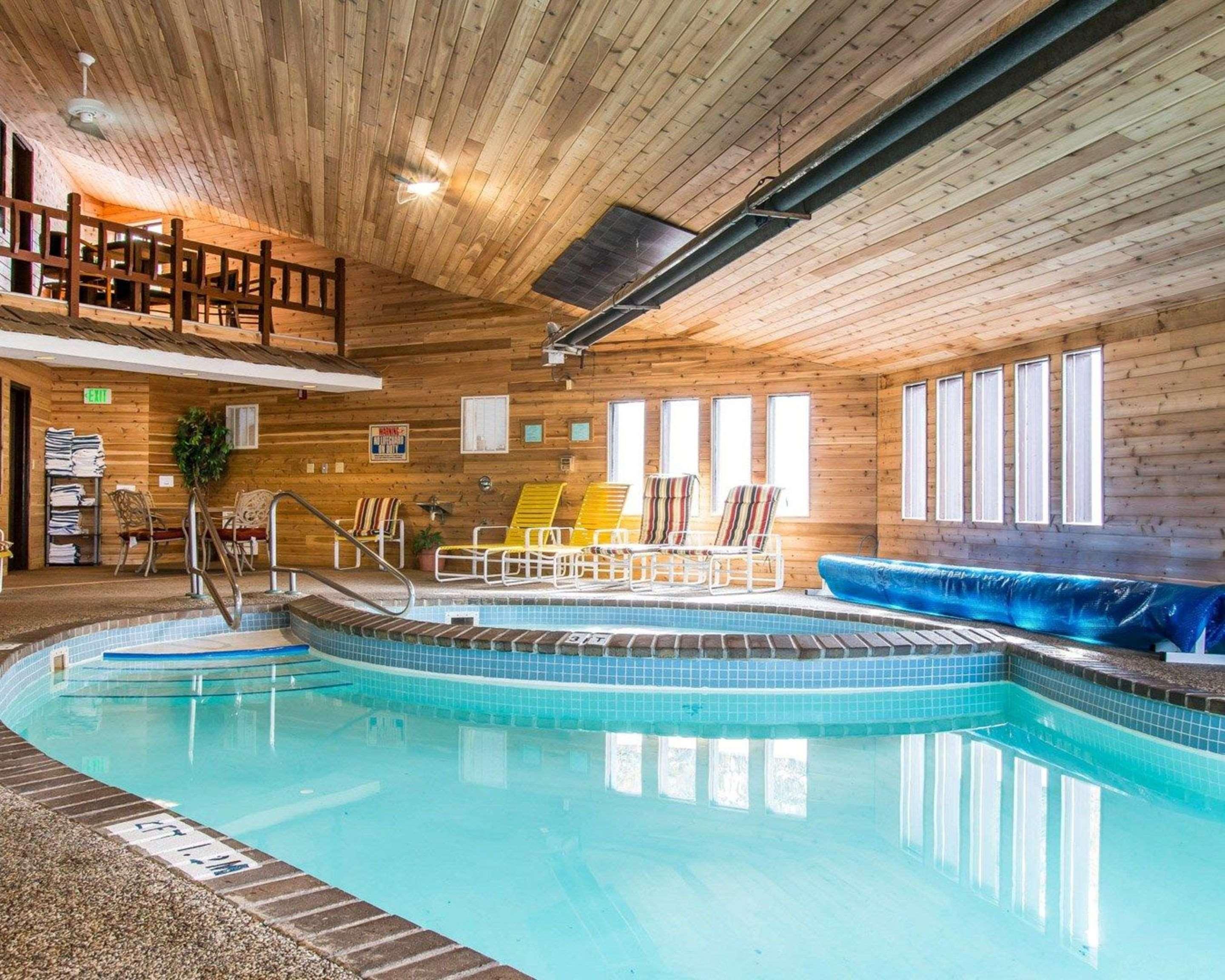 Quality Inn Saint Ignace Exterior foto
