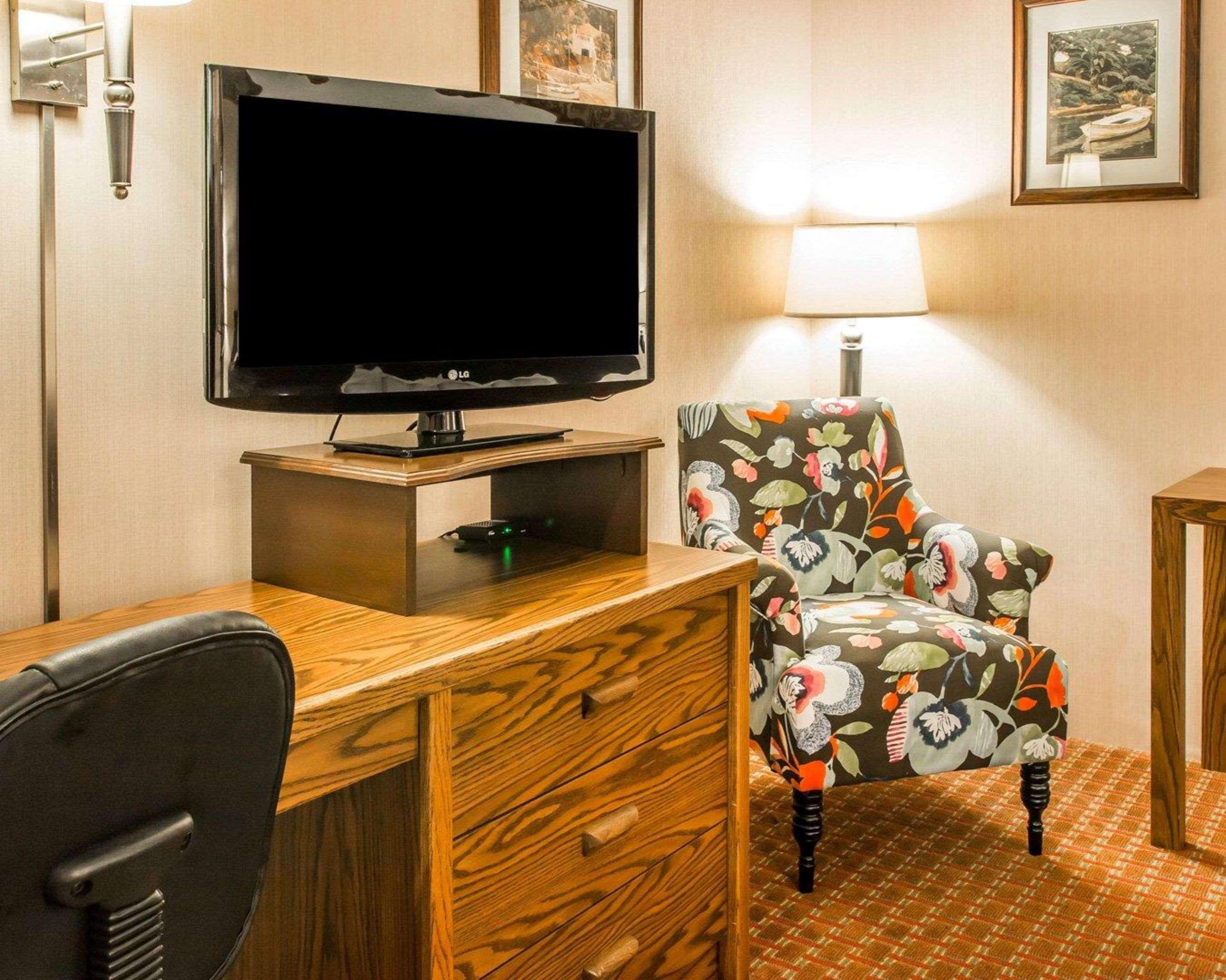 Quality Inn Saint Ignace Exterior foto