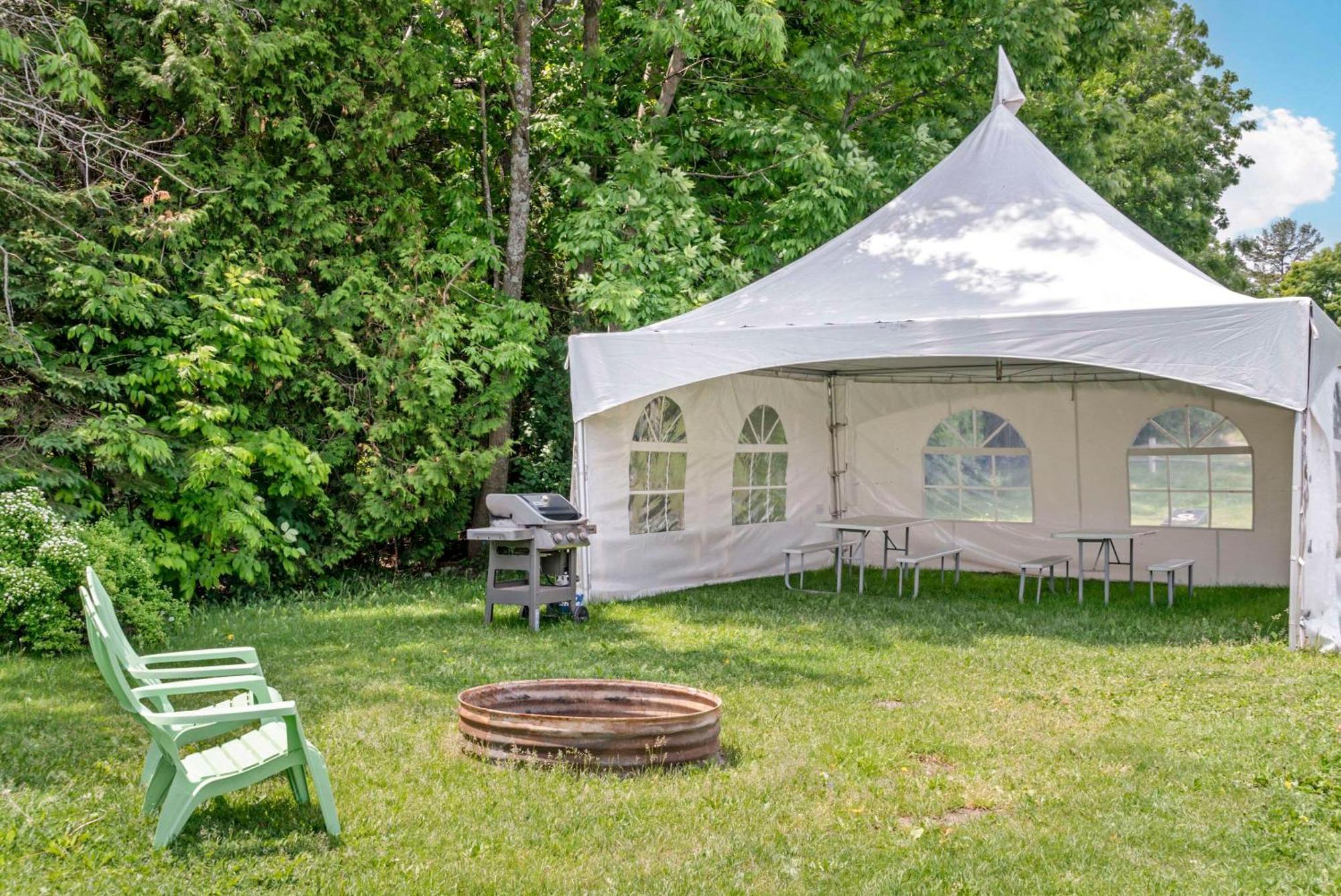 Quality Inn Saint Ignace Exterior foto