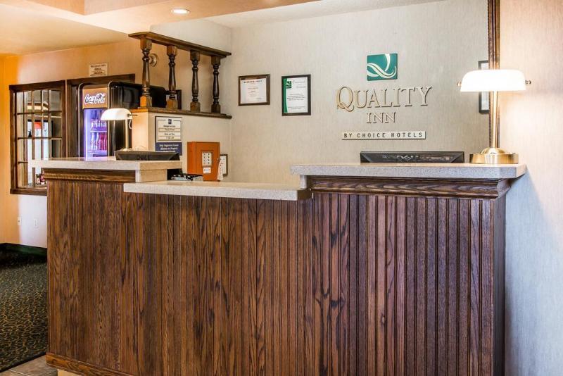 Quality Inn Saint Ignace Exterior foto